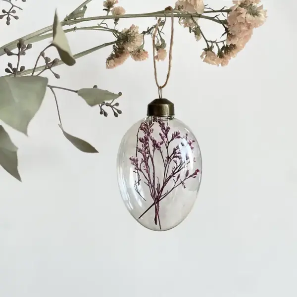 Osterei aus Glas mit Trockenblumen Pink